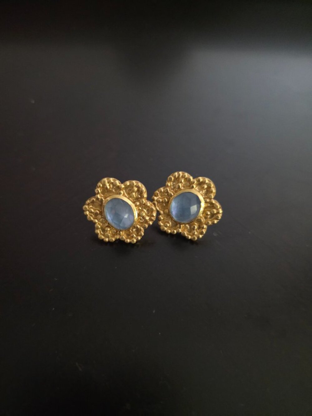Julie Vos Colette chalcedony blue earrings